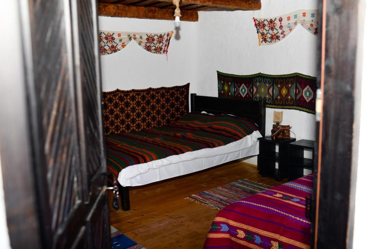Hotel Satu Muscelean Albestii de Muscel Exteriér fotografie